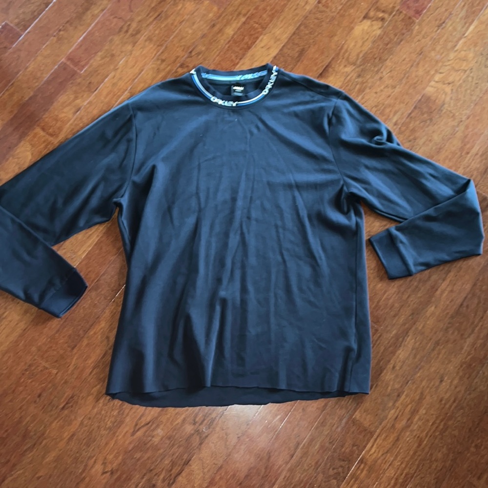 Black Oakley Shirt